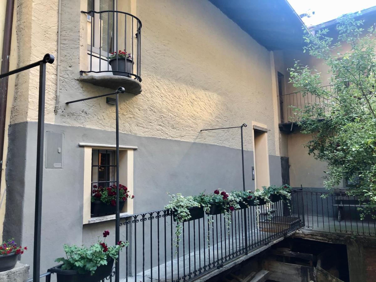 Domus Apartments Aosta Exterior foto